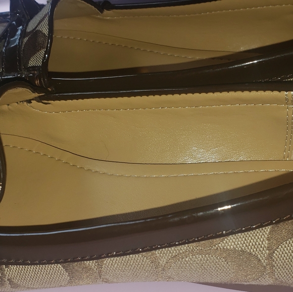 Mint Coach Signature Loafers 9 - Picture 3 of 8